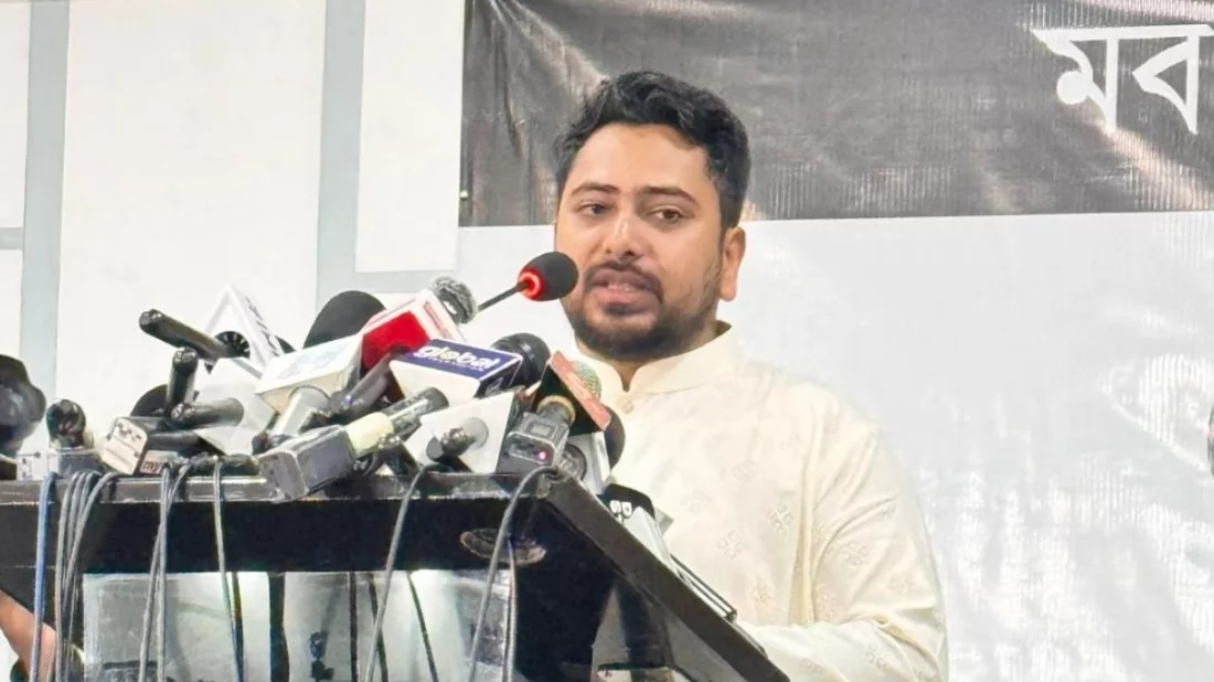 প্রথম আলো-ডেইলি স্টার কার্যালয়ে হামলায় সরকারের ভেতরের একটা অংশের সংশ্লিষ্টতা রয়েছে: নাহিদ