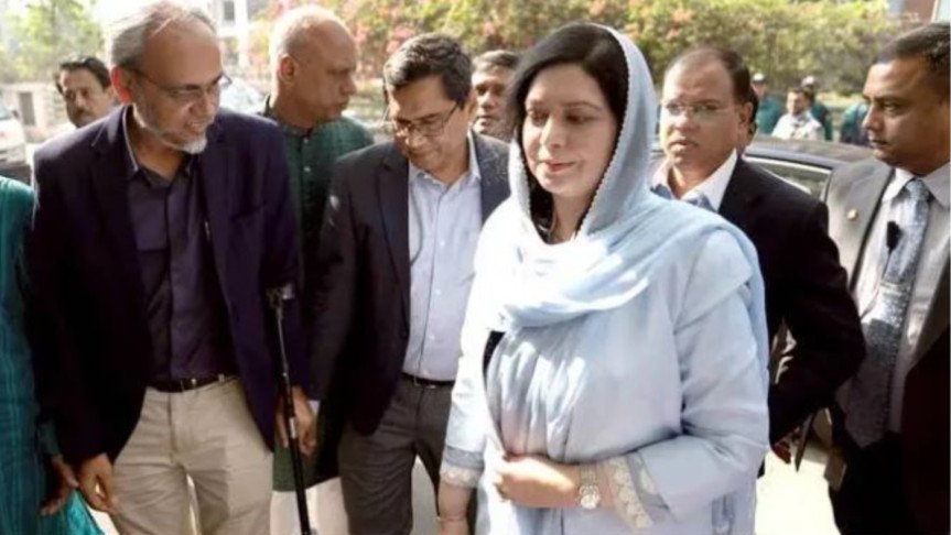 খালেদা জিয়াকে দেখে ধানমণ্ডিতে মায়ের বাসায় গেলেন জুবাইদা রহমান