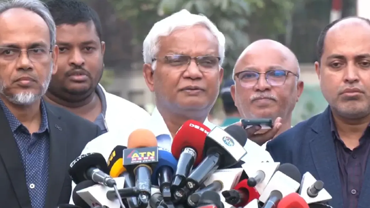 খালেদা জিয়ার শারীরিক অবস্থা বিবেচনায় বিদেশ নিতে দেরি হচ্ছে : ডা. জাহিদ