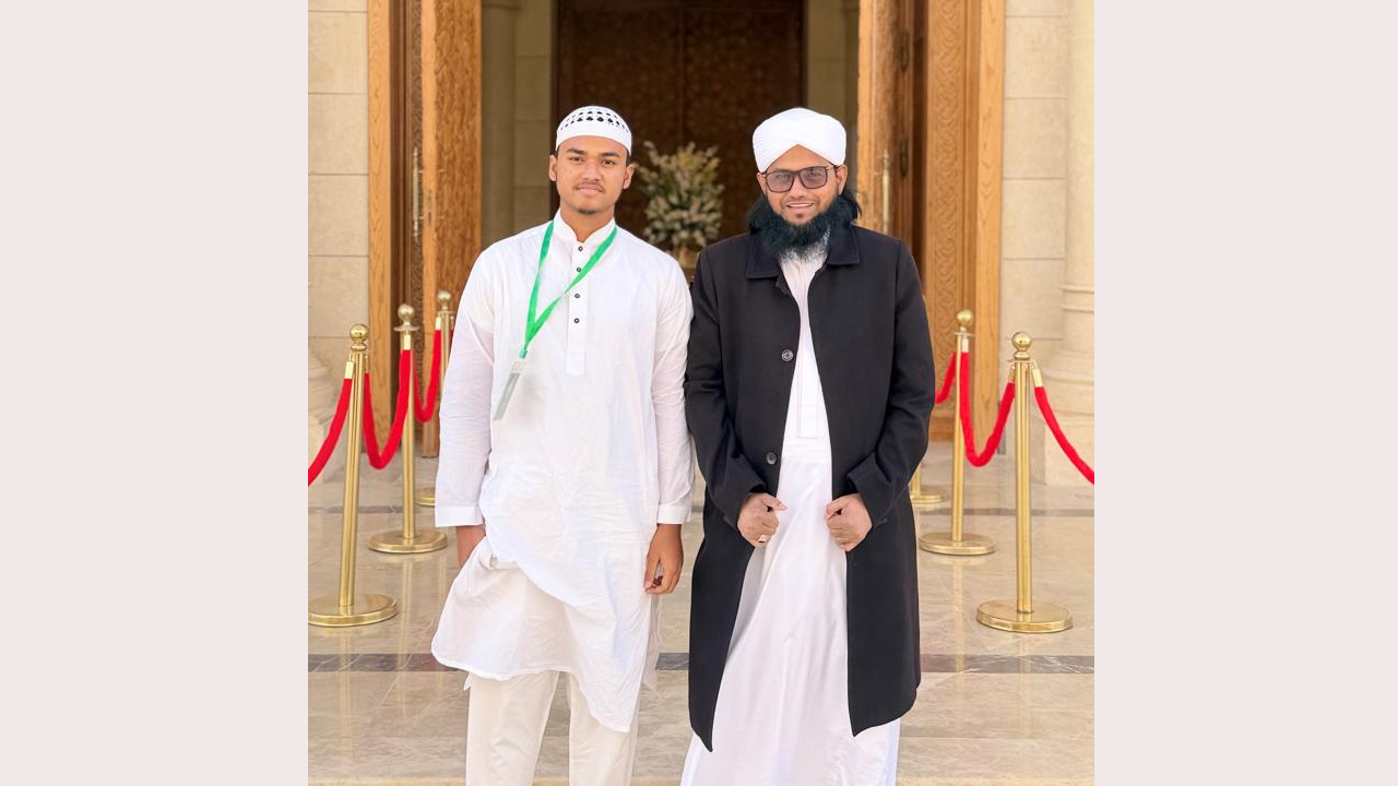 আবারও হাফেজ আনাসের বিশ্বজয়