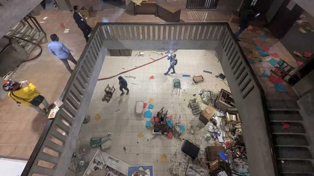 ছায়ানট ভবনে হামলা-ভাঙচুর: ৩০০ জনের বিরুদ্ধে মামলা