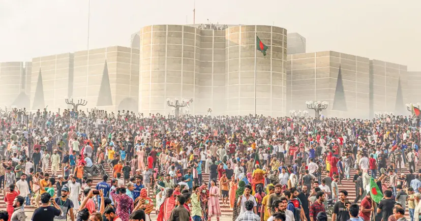 জুলাই যোদ্ধা ও শহীদ পরিবারের জন্য বিমান ভাড়ায় ৫০ শতাংশ ছাড়